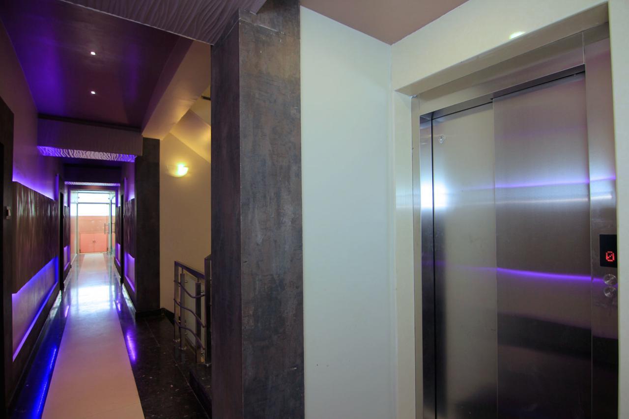Hotel Sai Dharam Palace Shirdi Bagian luar foto